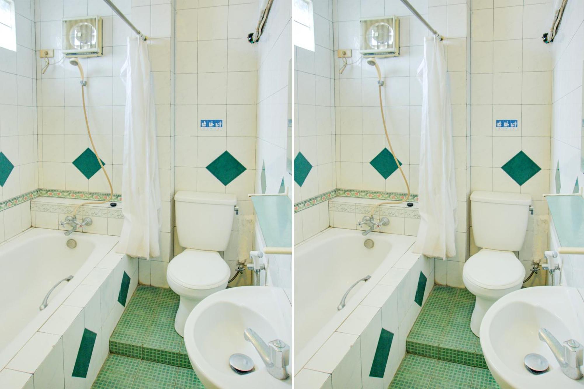 Townhouse Oak Palembang Near Jembatan Ampera Formerly Azzura Hotel المظهر الخارجي الصورة