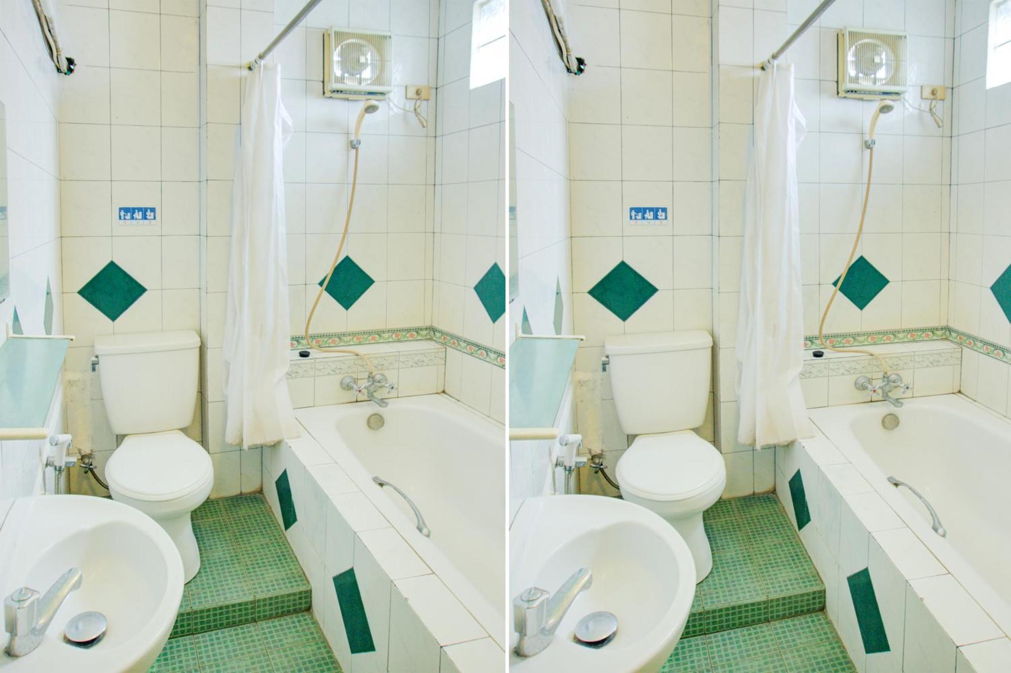 Townhouse Oak Palembang Near Jembatan Ampera Formerly Azzura Hotel المظهر الخارجي الصورة